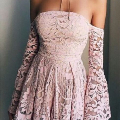 Fashion A-line Off-the-shoulder Long Sleeves Lace..