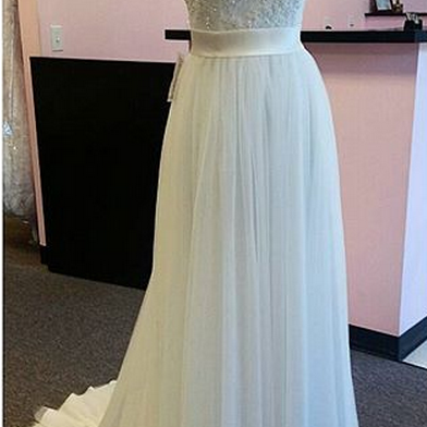 Simple Ivory Tulle Strapless Wedding Dress With..