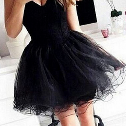 Black Homecoming Dresses Sheer Back Sleeveless..