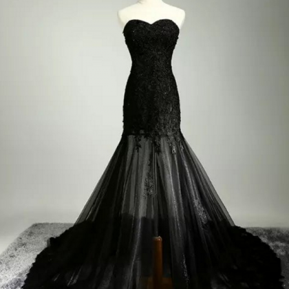 Special Lace Wedding Dresses Black Color Mermaid..