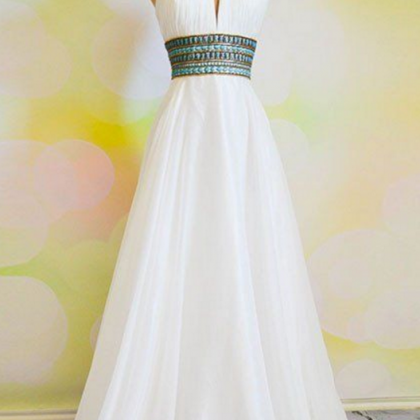 A Chiffon Long Gown With A Bridle White Ball Gown,..