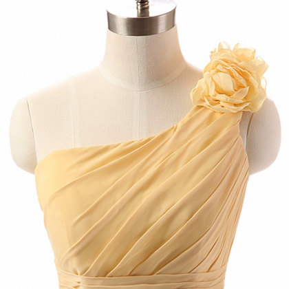 Yellow One Shoulder Have Short Dress Cocktail..