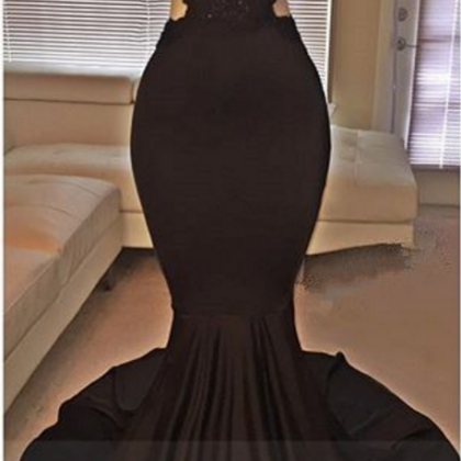 Charming Mermaid Halter Sleeveless Lace-Up-Back Floor-Length Prom Dress