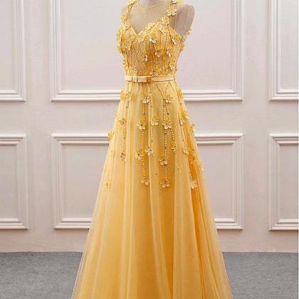 Gorgeous Tulle Jewel Neckline A-line Prom Dress..