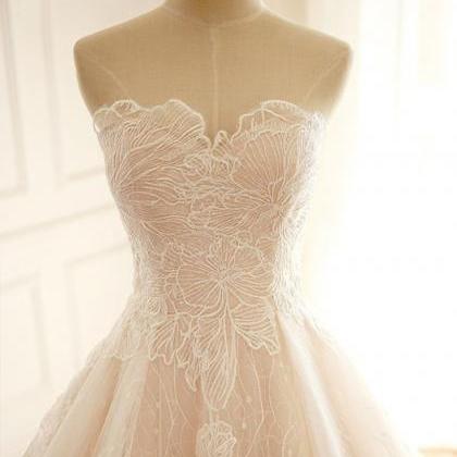 Light Champagne Lace Sweetheart Neck Long..