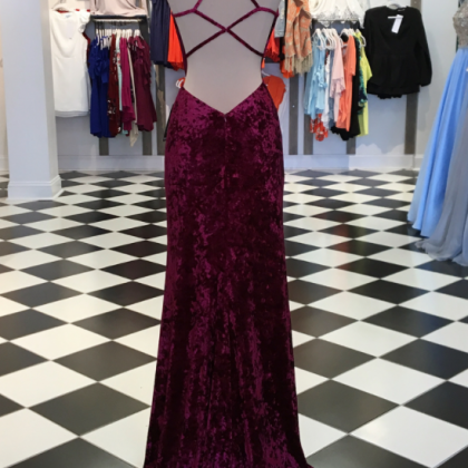Elegant Burgundy Velvet Mermaid Long Prom Dress..