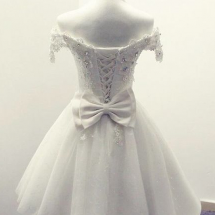 A-line Round Neck Short Ivory Tulle Homecoming..