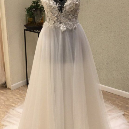 Elegant A Line V-neck Tulle Formal Prom Dress,..