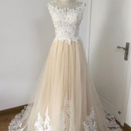 Elegant Sweetheart A-line Tulle And Lace Formal..