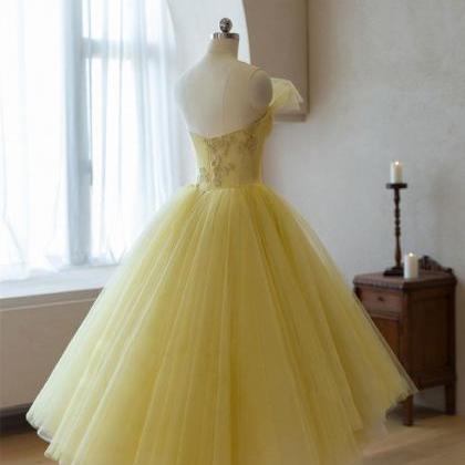 Elegant Sweetheart Beads Tulle Homecoming Dress,..