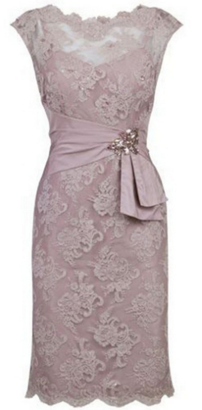 Zipper Crystal Lace Knee-Length Scalloped Sheath Cap Sleeves Homecoming Dress Outlet Dresses