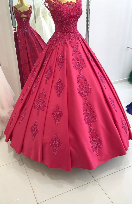 Floor Length Scoop Collar Lace Appliques Ball Gown Satin Red Evening Dresses Arabic Lace Up Back Party Formal Gowns
