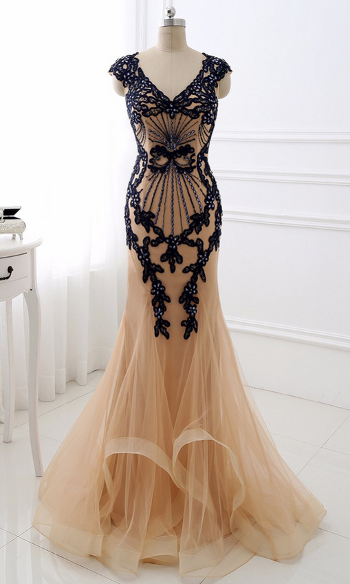 Mermaid V Neck Long Evening Dress Applique Beading Sweep Train Formal Party Gown
