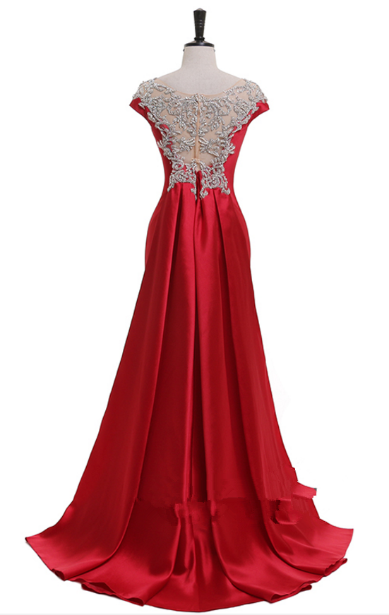 The Red Dress Has A Beautiful Evening Dress With A Long Neck And A ...