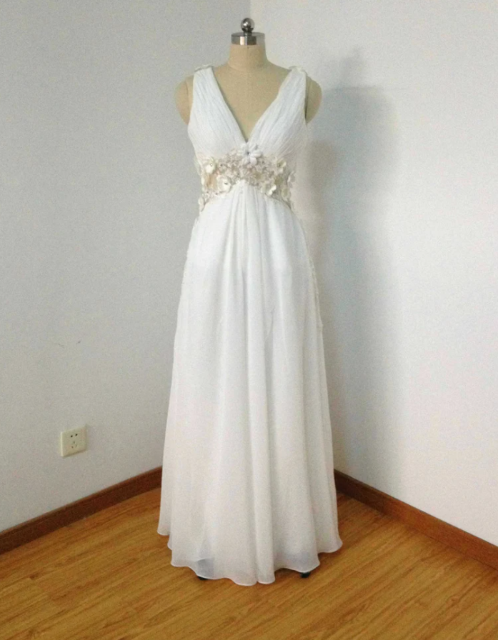 Sheer Tulle Back V-neck Ivory Chiffon Long Prom Dress With Applique