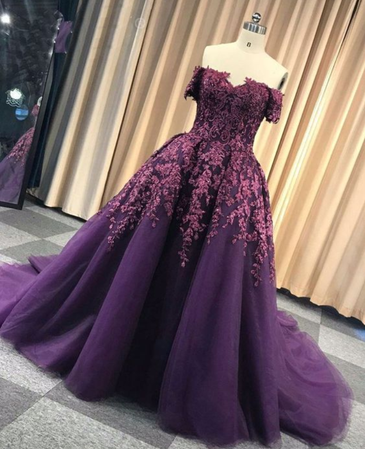 Ball Gown Off Shoulder Appliques Long Sweetheart Prom Dresses