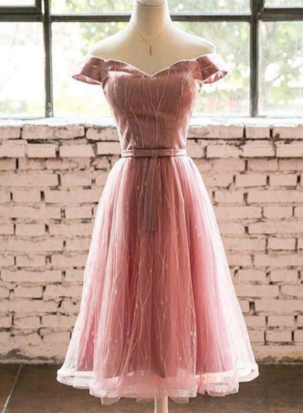 Short Sleeve A-line Tulle Dress With Bare Shoulders