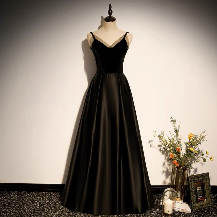 Evening Dress, Simple ,spaghetti Strap Elegant Prom Dress , Light Luxury Party Dress