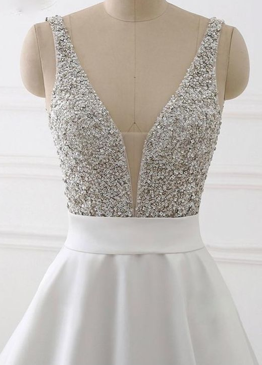 A-Line/Elegant Sleeveless Straps Beading Satin Prom Dresses