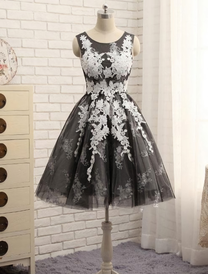 Homecoming Dresses, Black Round Neck Tulle Lace Applique Short Prom Dress