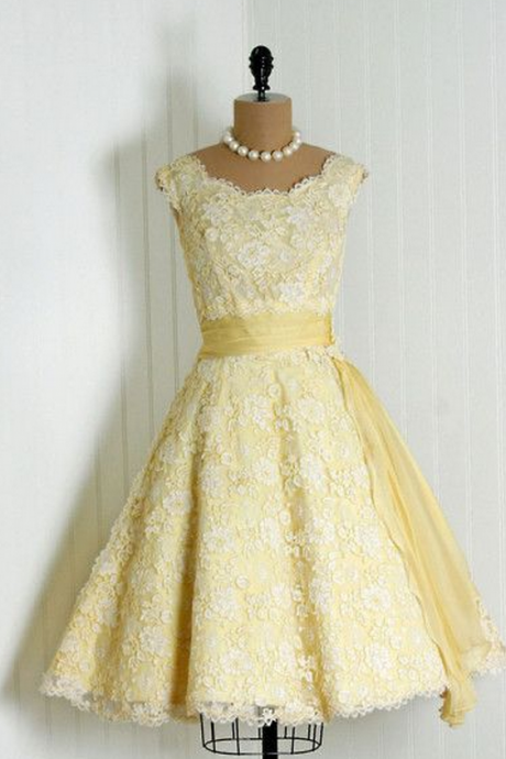 Vintage Ball Gown Homecoming Dresses Scoop Lace Mini Short Cocktail Dress Party Gowns Prom Dress
