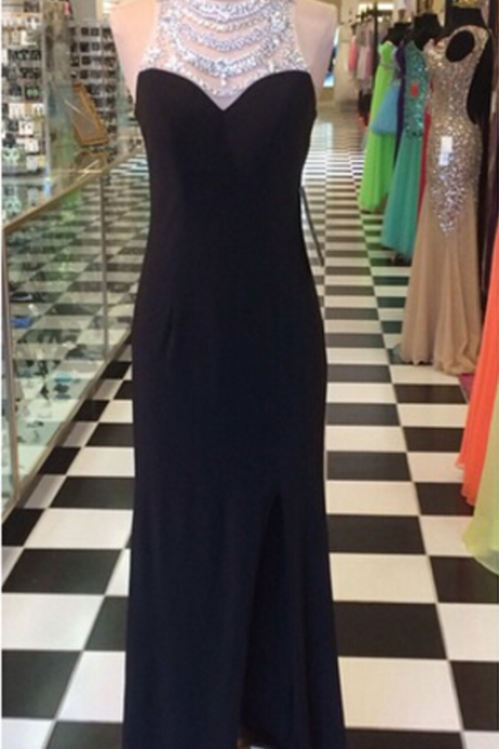 A Tight Dress With Beads And A Black Graduation Evening Dress.