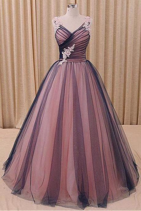 Amazing Tulle V-neck Neckline Ball Gown Evening Dress With Beaded Lace Appliques