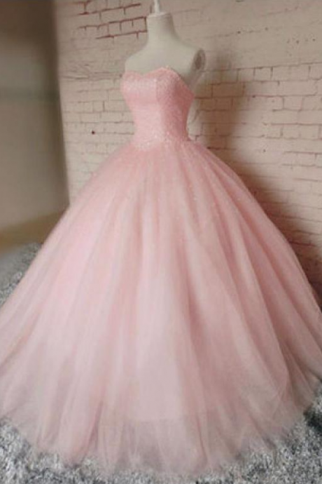 Stunning Tulle Sweetheart Neckline Ball Gown Prom Dresses With Beadings