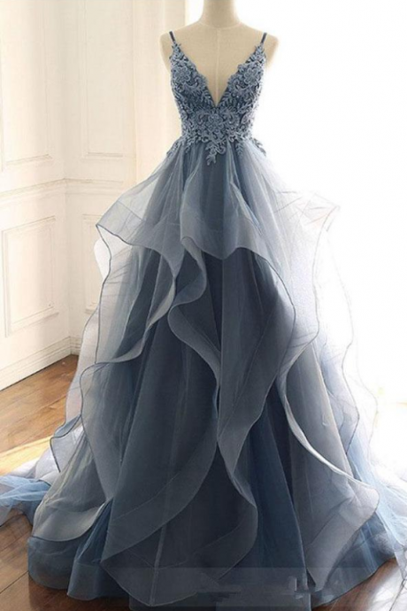 Dark Gray Tulle Prom Dress With Lace Appliques, Spaghetti Straps Sweep Train Party Dress