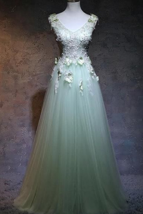 Beautiful Light Green V-neckline Tulle Party Gown, A-line Tulle Prom Dress