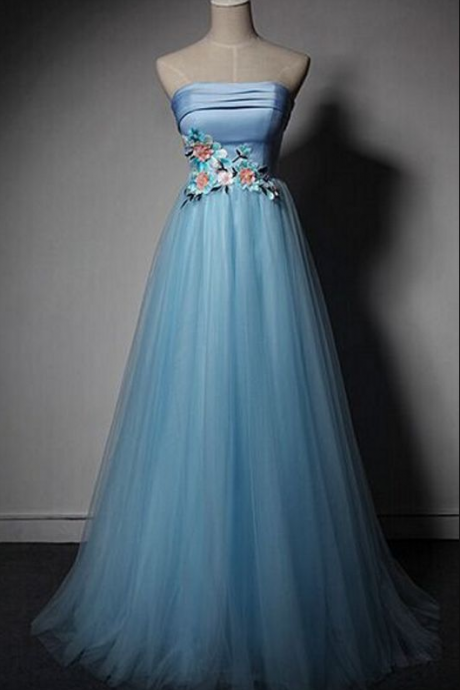 Blue Tulle Sweetheart Evening Gown With Flowers