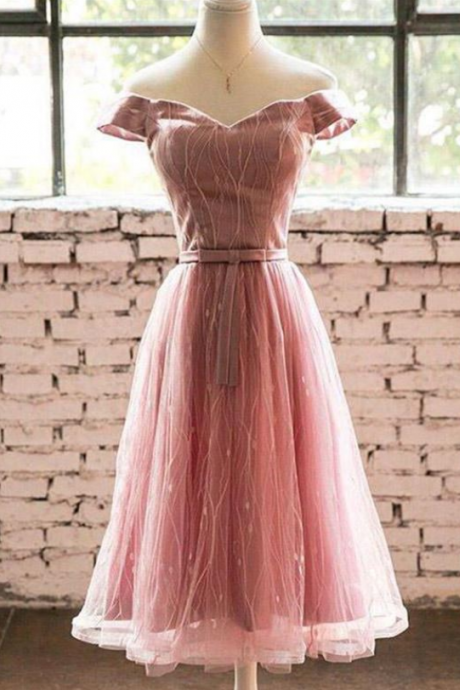 Short Sleeve A-line tulle dress with bare shoulders