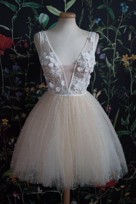 Champagne Tulle V Neck Short Prom Dress, Lace Dresses