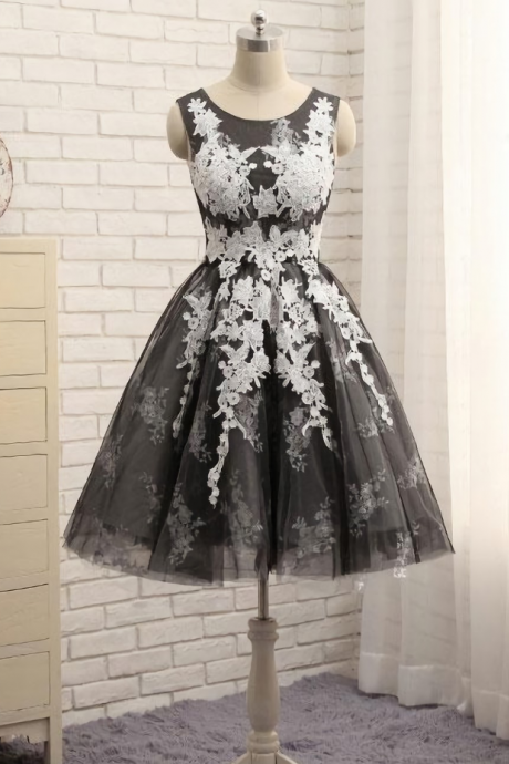 Homecoming Dresses, Black Round Neck Tulle Lace Applique Short Prom Dress