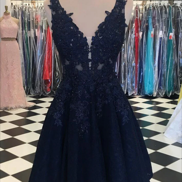 Plunging Neckline Prom Dress Floor-Length Prom Dresses VMP138